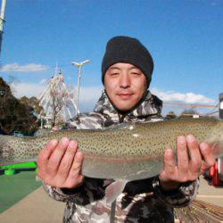 としまえんフィッシングエリア 釣果