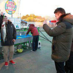 としまえんフィッシングエリア 釣果