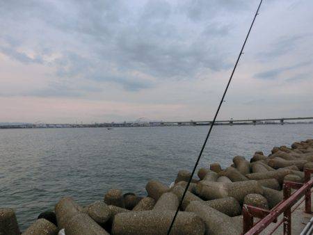 年無しに一歩及ばず。