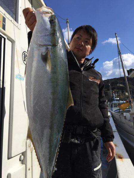 ファイヤードルフィン 釣果