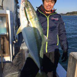 ファイヤードルフィン 釣果