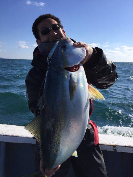 ファイヤードルフィン 釣果