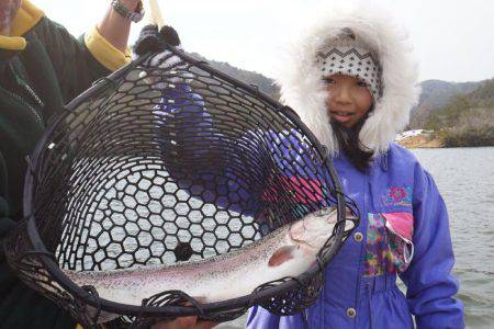 フィッシングレイクたかみや 釣果