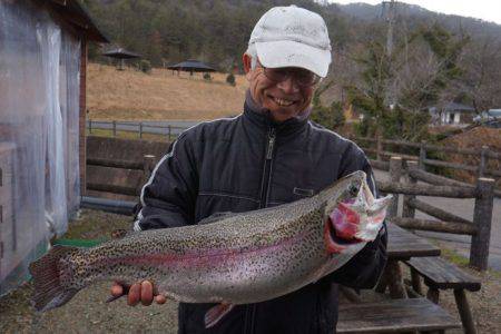 フィッシングレイクたかみや 釣果
