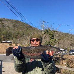 フィッシングレイクたかみや 釣果