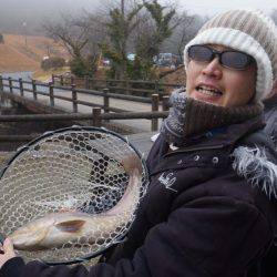 フィッシングレイクたかみや 釣果