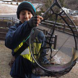 フィッシングレイクたかみや 釣果