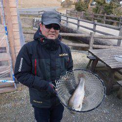 フィッシングレイクたかみや 釣果