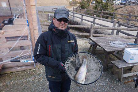 フィッシングレイクたかみや 釣果