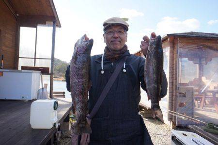 フィッシングレイクたかみや 釣果