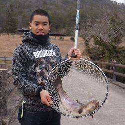 フィッシングレイクたかみや 釣果