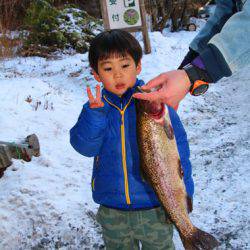 小菅トラウトガーデン 釣果