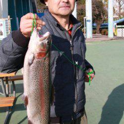 としまえんフィッシングエリア 釣果