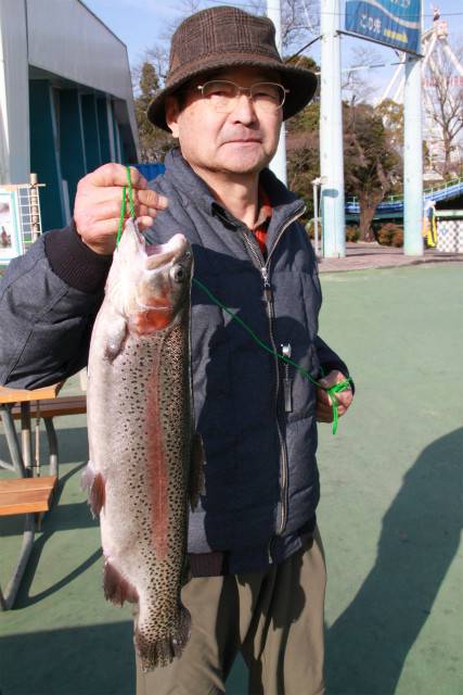 としまえんフィッシングエリア 釣果