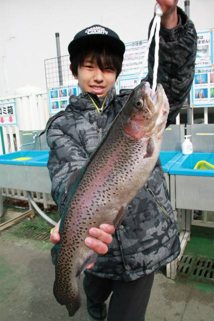 としまえんフィッシングエリア 釣果