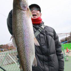 としまえんフィッシングエリア 釣果