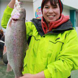 としまえんフィッシングエリア 釣果