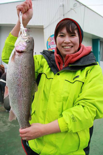 としまえんフィッシングエリア 釣果