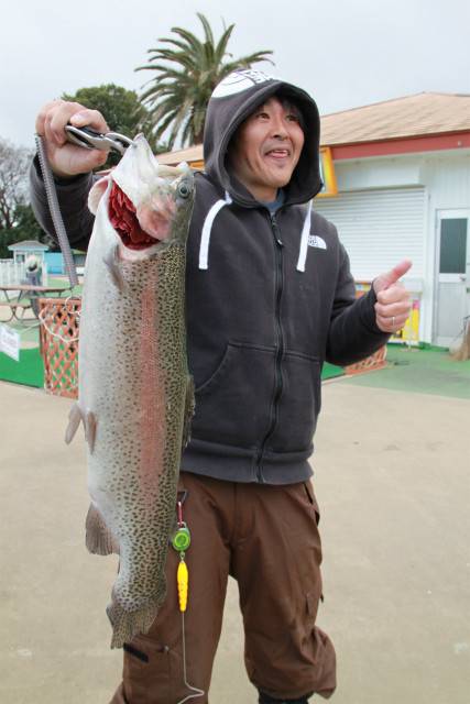 としまえんフィッシングエリア 釣果