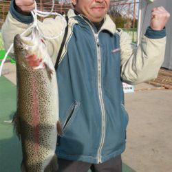 としまえんフィッシングエリア 釣果