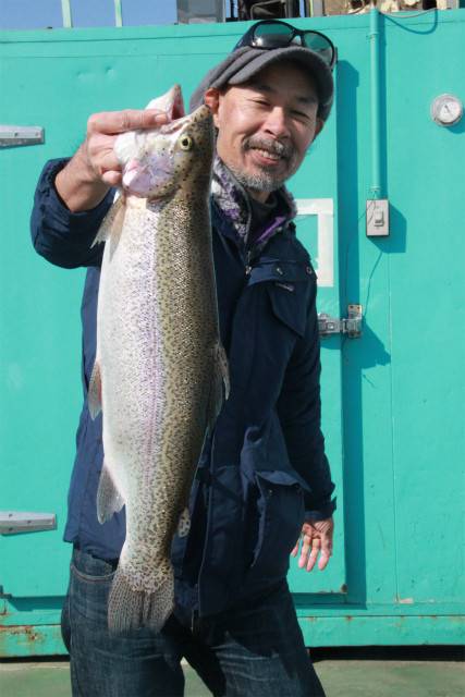 としまえんフィッシングエリア 釣果