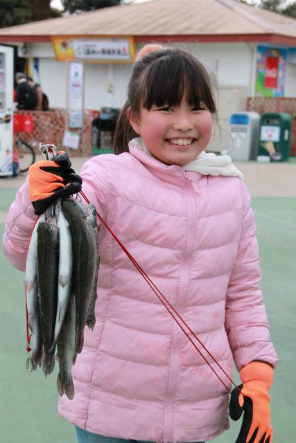 としまえんフィッシングエリア 釣果