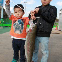 としまえんフィッシングエリア 釣果