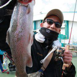 としまえんフィッシングエリア 釣果