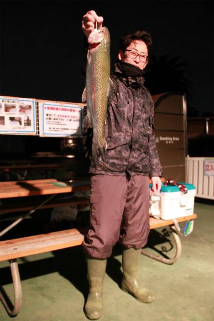 としまえんフィッシングエリア 釣果