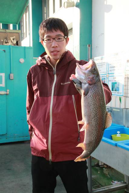 としまえんフィッシングエリア 釣果
