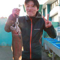 としまえんフィッシングエリア 釣果