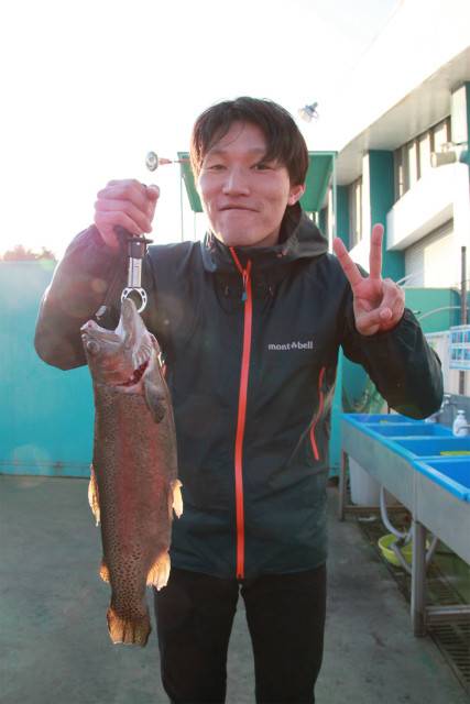 としまえんフィッシングエリア 釣果