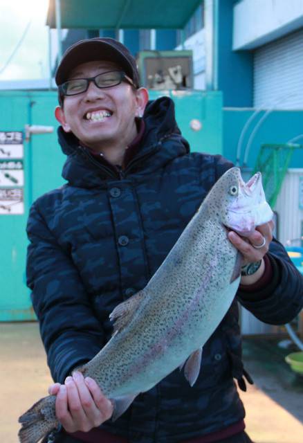 としまえんフィッシングエリア 釣果