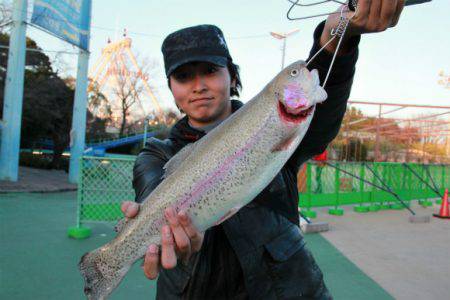 としまえんフィッシングエリア 釣果