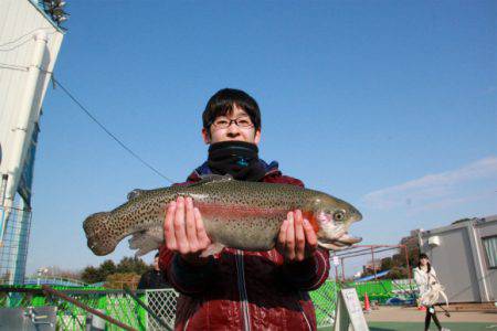 としまえんフィッシングエリア 釣果