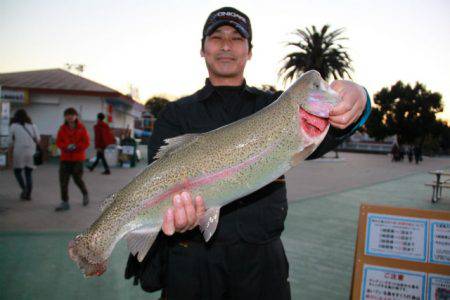 としまえんフィッシングエリア 釣果