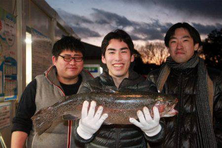 としまえんフィッシングエリア 釣果