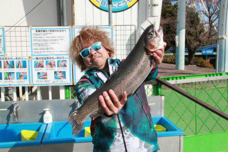 としまえんフィッシングエリア 釣果