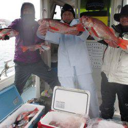 隆星丸 釣果