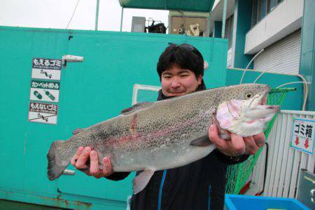 としまえんフィッシングエリア 釣果