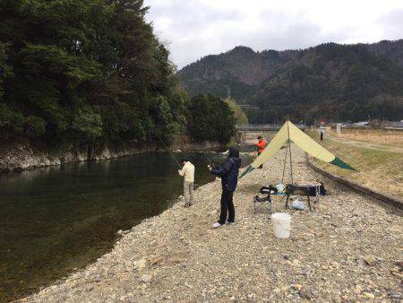小柿渓谷放流釣り場