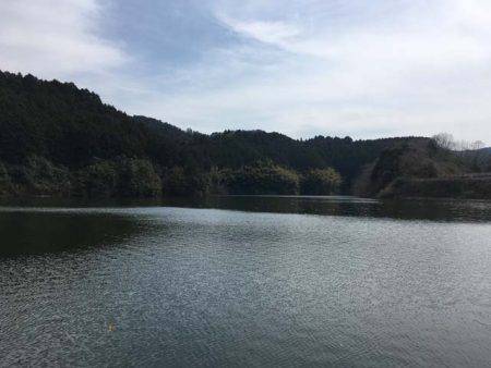 布目ダムのワカサギ、焼却場は渋め