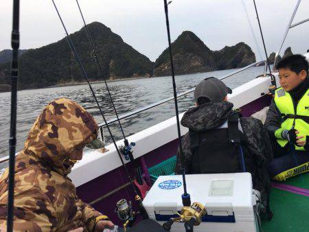 真祐丸さんにてイカメタルゲーム