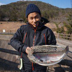 フィッシングレイクたかみや 釣果