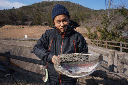 フィッシングレイクたかみや 釣果