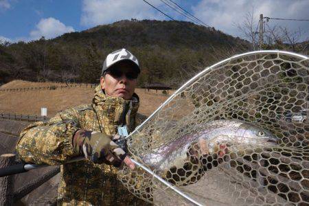 フィッシングレイクたかみや 釣果