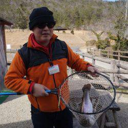 フィッシングレイクたかみや 釣果