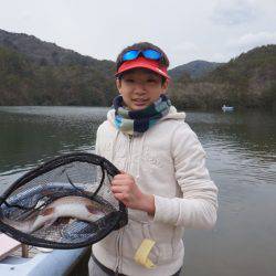 フィッシングレイクたかみや 釣果