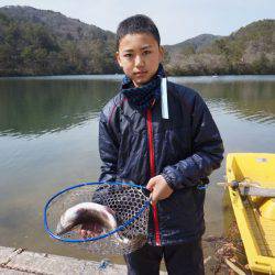 フィッシングレイクたかみや 釣果