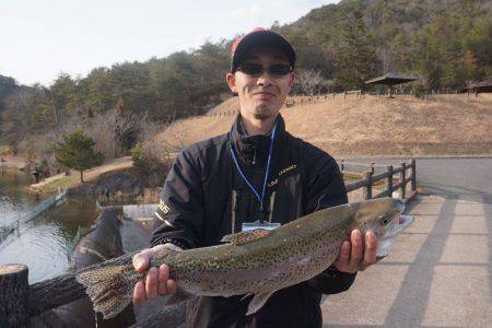 フィッシングレイクたかみや 釣果